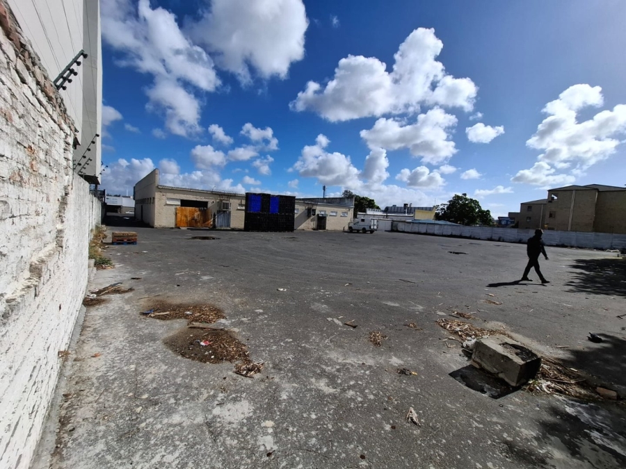 Commercial Property for Sale in De La Haye Western Cape